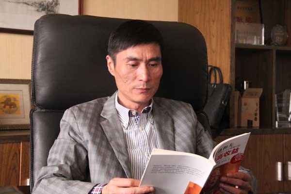 第一（yī）次跟狠狠穞A片一區二區三區合作，鋁板質量讓我信